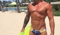 吃瓜健身网红叫什么名字,揭秘网红“吃瓜健身”的健身秘诀