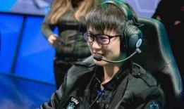 lpl最新爆料前教练名单,前教练名单曝光，新赛季战火重燃！