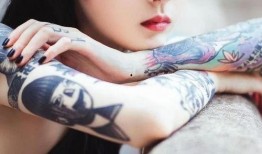 吃瓜爆料抖音网红纹身女,揭秘纹身背后的故事与争议