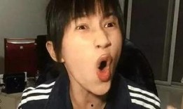 娱乐吃瓜酱小孩哥的反差感,娱乐吃瓜酱小孩哥的“双重性格”揭秘