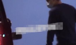 金晨爆料李易峰吃饭视频,揭秘明星私下生活瞬间